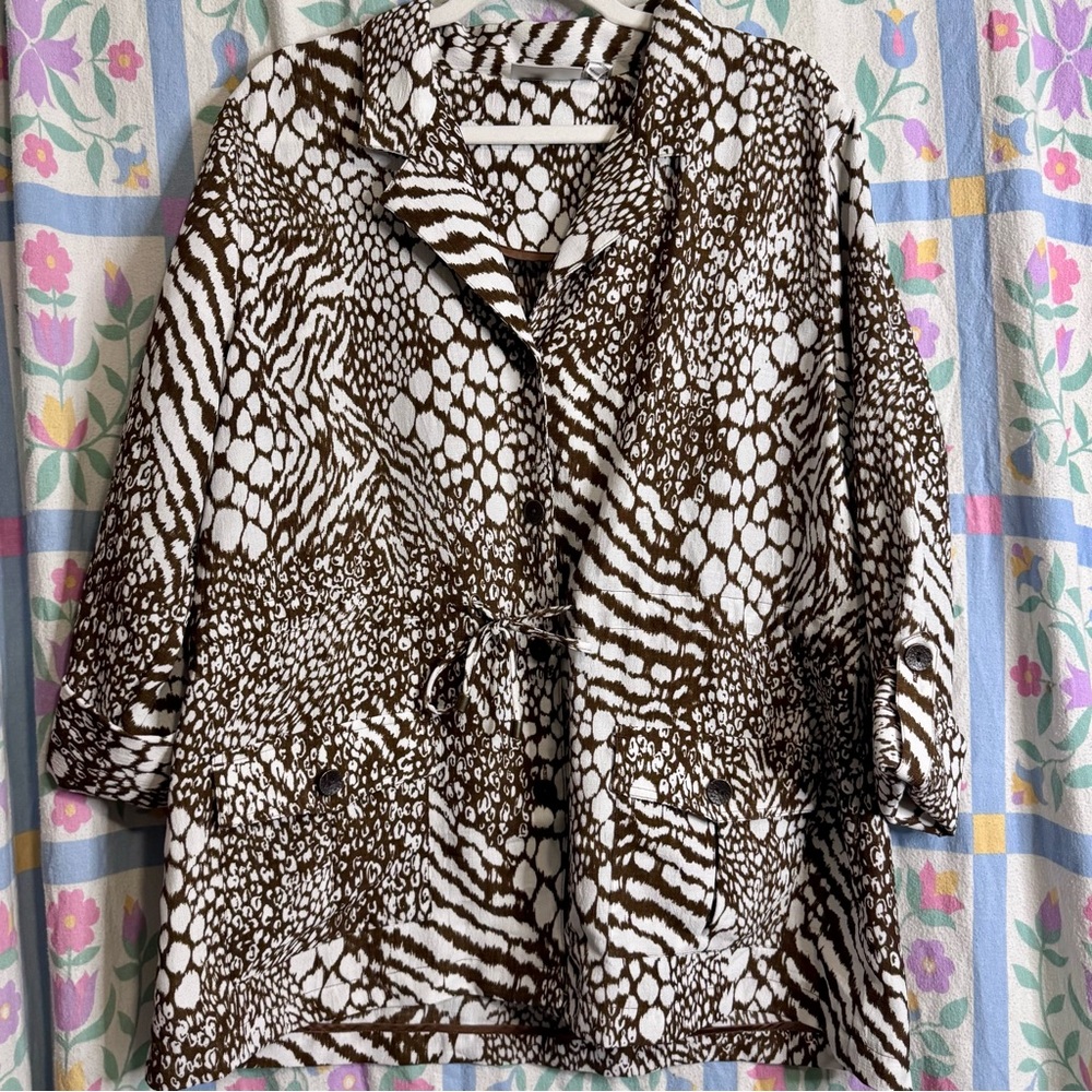 Women’s Cali And York Brown And White Animal Print Lightweight Jacket